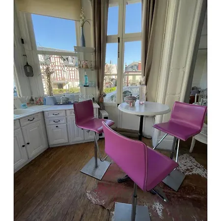 Castel Beau Rivage Апартаменты