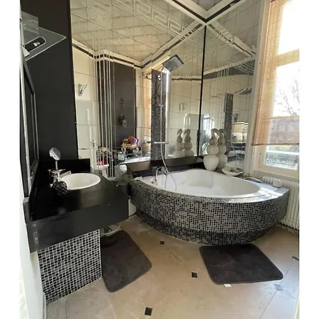 Castel Beau Rivage *